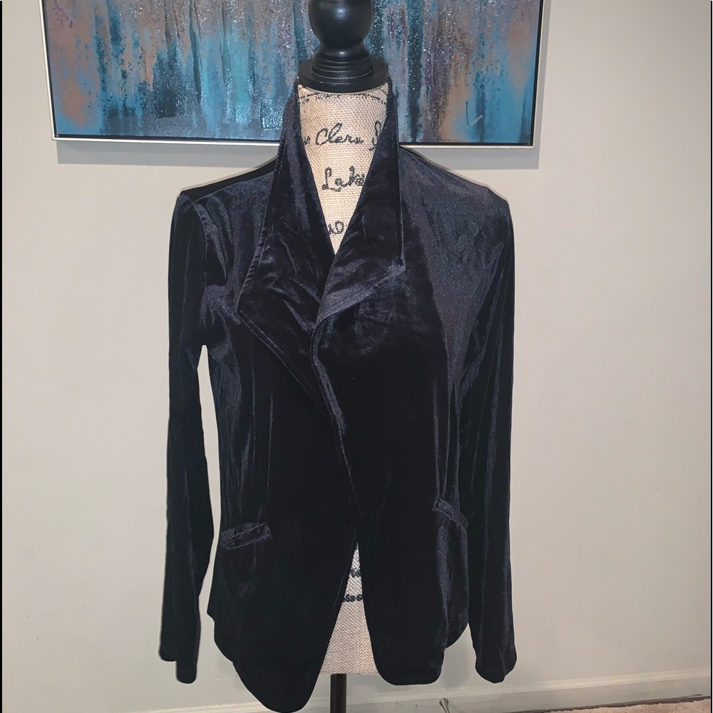 Hem & Thread Sz Small Luxurious Jacket NWT